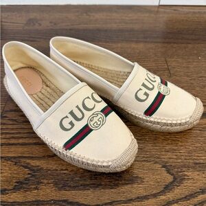 Gucci Women's Cream Espadrilles with Logo